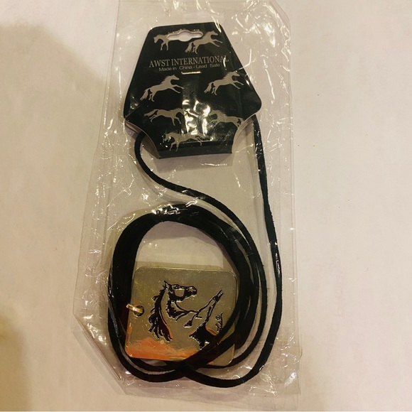 AWST International Necklace - Picture 3 of 3